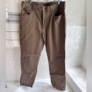 Lucky Brand 410 Straight